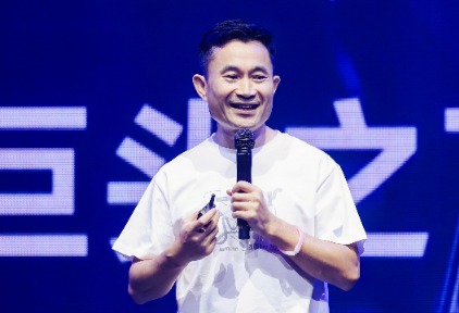 去哪儿20周年开启第四次创业，CEO陈刚称将用AI改写行业