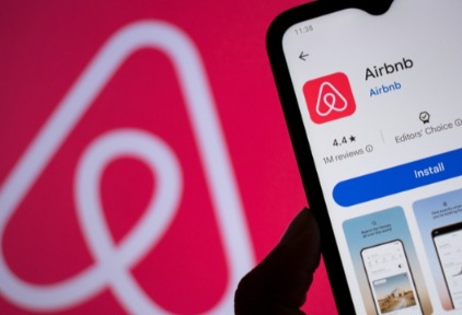 Airbnb的“服务类”新产品：距离高频是更近还是更远？