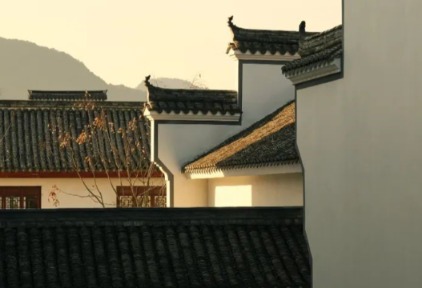 四店齐发，闪耀山海，东呈度假版图越拼越美！