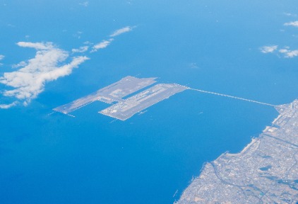 日本關(guān)西機場，正在下沉
