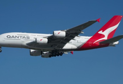 A380撞上廊橋，飛機大到機場容不下了？