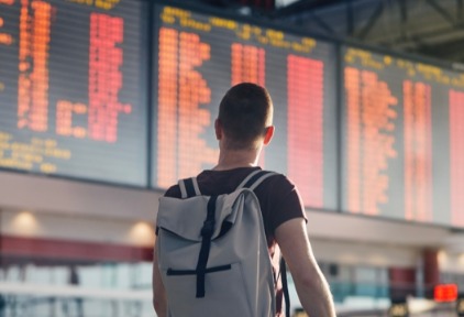 暑期民航预订数据洞察：国内旅游，两极分化