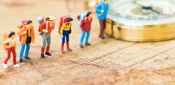 这家在B站爆火的旅行社，公开了自己的秘籍