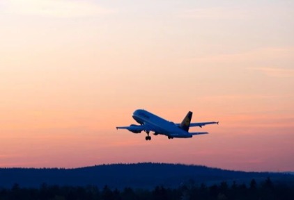 AI抢饭碗：航司裁员几千人只是开始