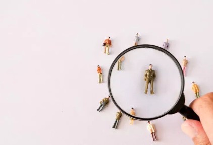 旅游AI“邪修”火爆出道：旅游笔记，一键抄作业