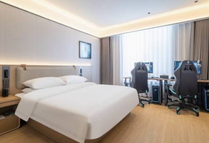 把电竞酒店开到了3650米的拉萨，雷神电竞酒店签约破200家