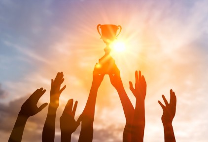 去哪儿旅行获评“2025中国互联网综合实力前百家企业”