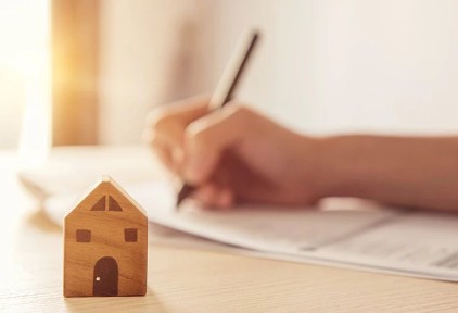 希尔顿欢朋，怎么成了打工人出差“顶配”