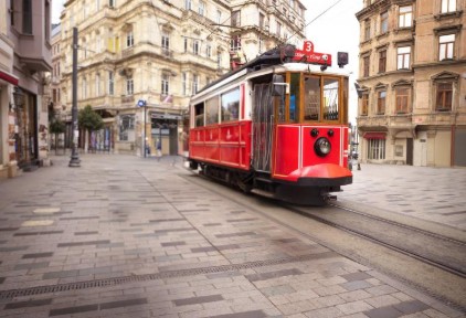 土耳其公布2025年旅游业数据：接待游客6400万人次，旅游收入达652亿美元，创历史新高