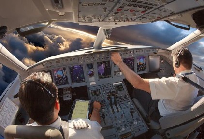 国际线越飞越多？中国航司开始做“选择题”