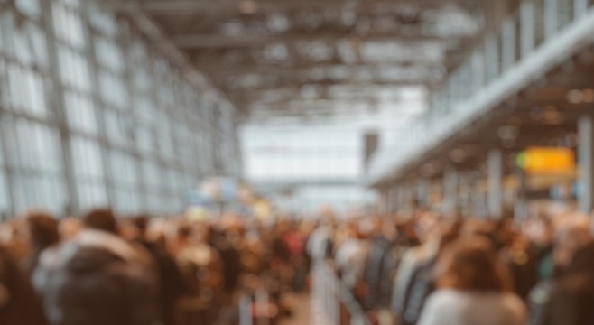 波音CEO：盼特朗普助攻中国大单，但客户已不想等