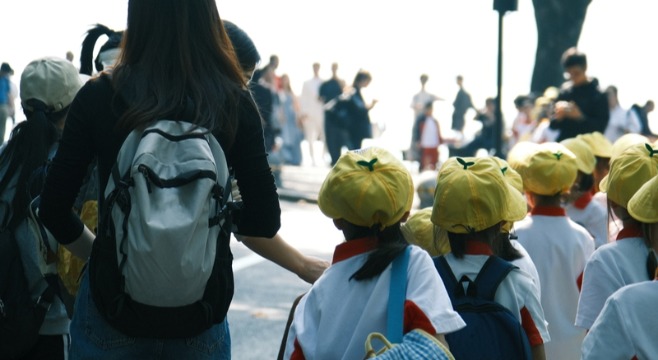 连续3年中标，研学“婆罗门”何时休？