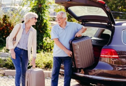 一年花40万旅游，高净值银发族钱都花哪了？