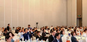 激荡变革下，中国商旅与酒店行业如何重拾增长？